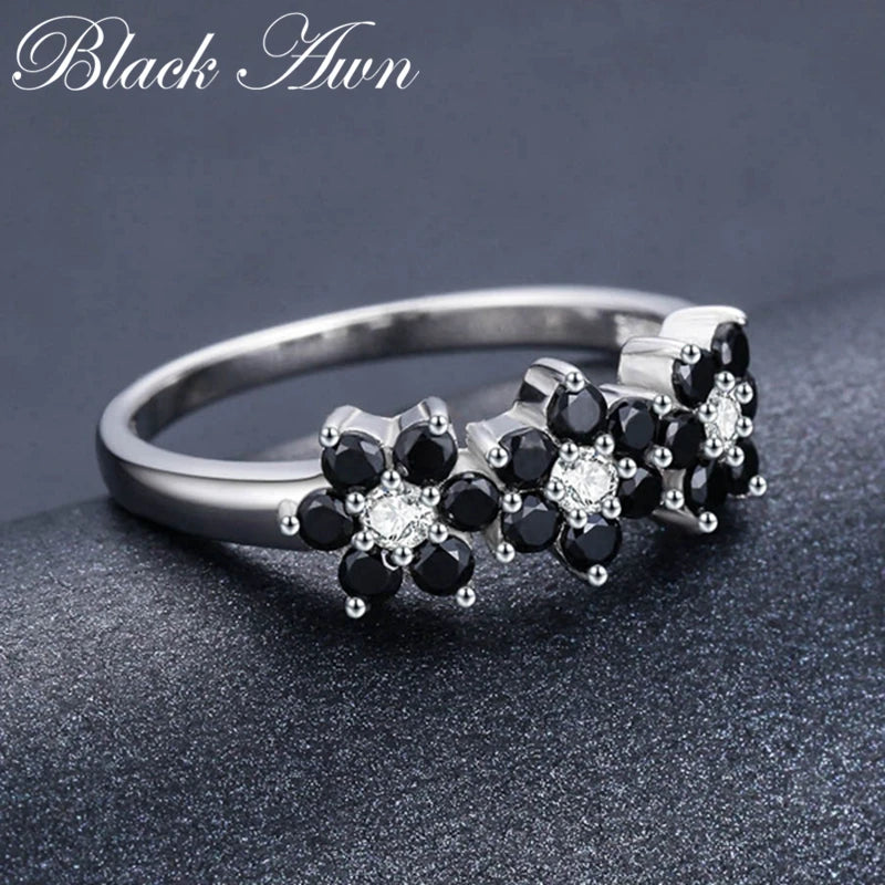 2024 New Cute Silver Color Jewelry Flower Bague Black Spinel Wedding Rings for Women Girl Party Gift